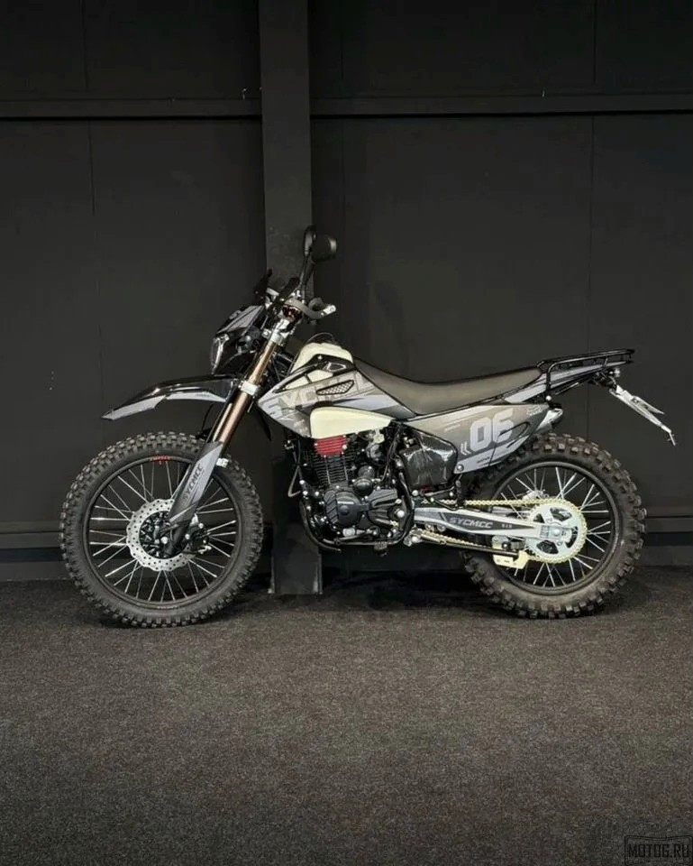 Эндуро мотоцикл SYCMCC 300 06 — мощь и комфорт для бездорожья Эндуро мотоцикл SYCMCC 300 06 — мощь и комфорт для бездорожья